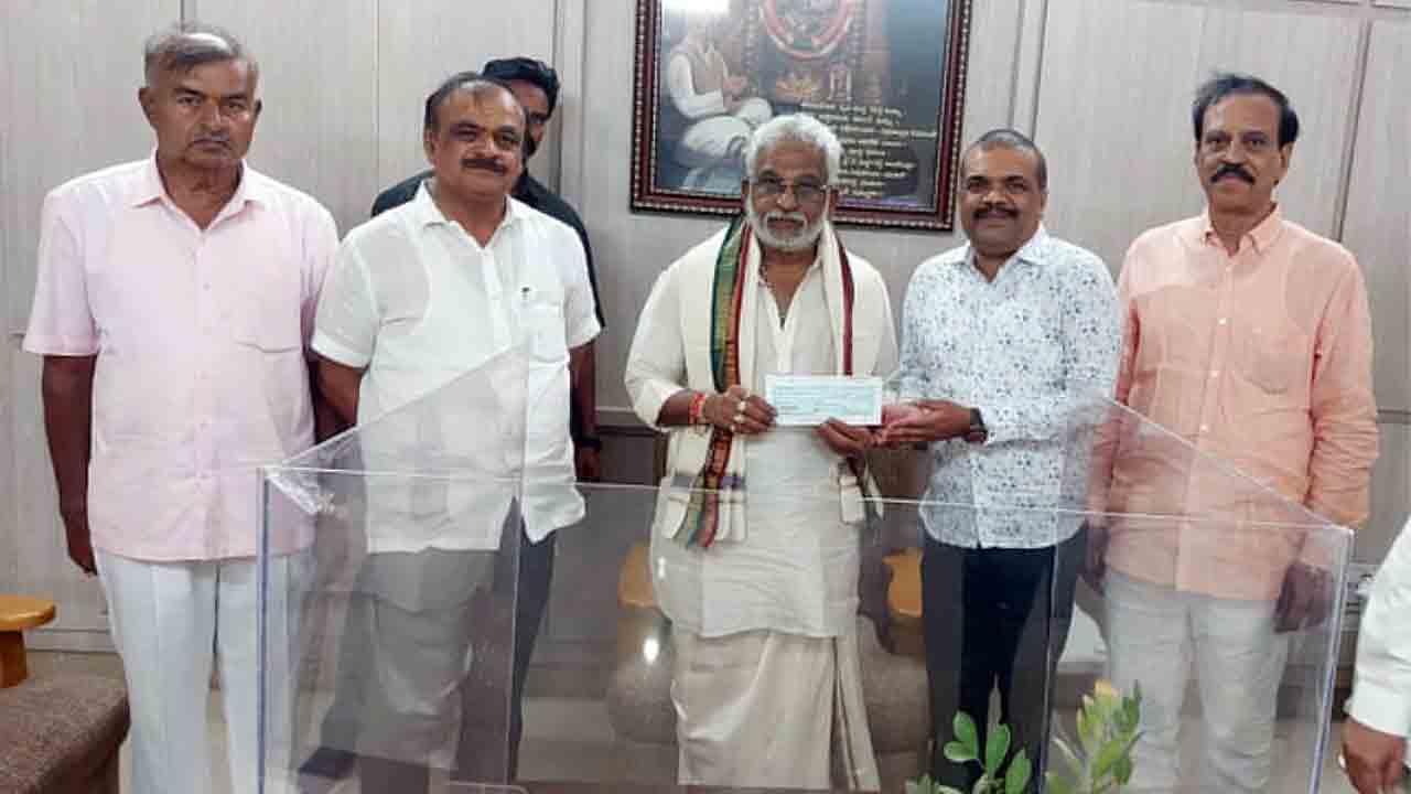 TTD | టీటీడీ ట్రస్టులకు రూ.30 లక్షలు విరాళం