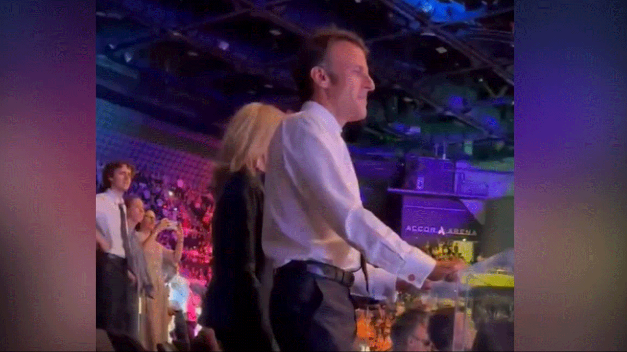 Emmanuel Macron | ఫ్రాన్స్ లో అల్లర్లు.. మ్యూజిక్ కన్సర్ట్ లో అధ్యక్షుడు.. వీడియో