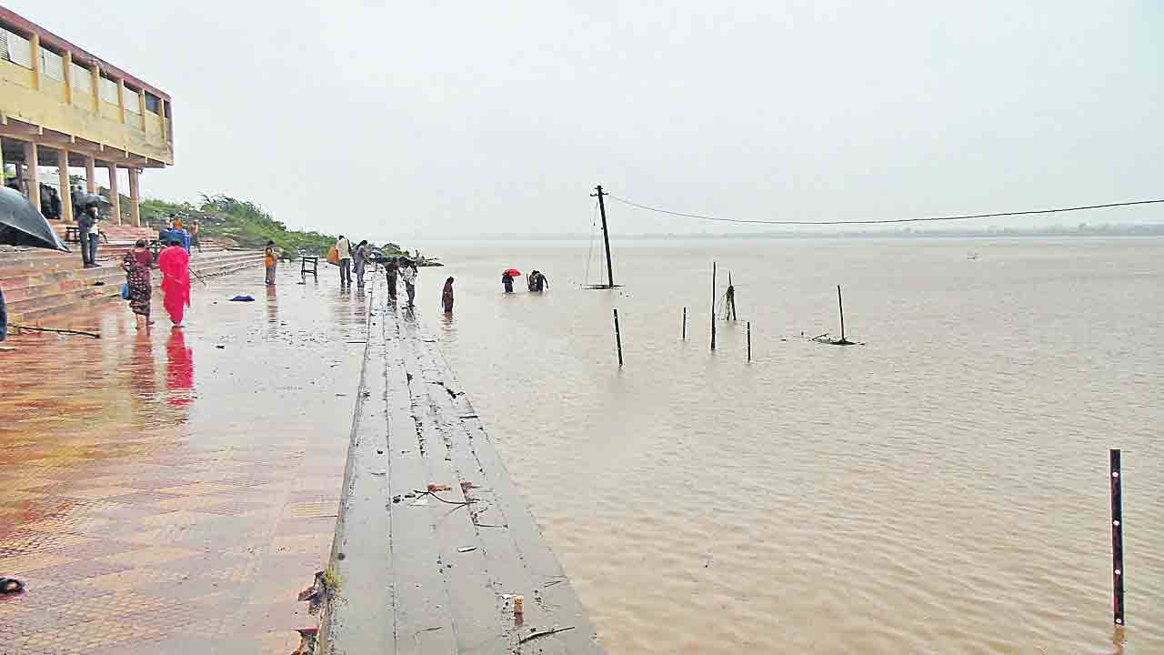 తెలంగాణ వాదనే నిజం.. ఉమ్మడి ఏపీ నీటి లభ్యత 1,486 టీఎంసీలు మాత్రమే: కేంద్ర జలవనరుల సంఘం