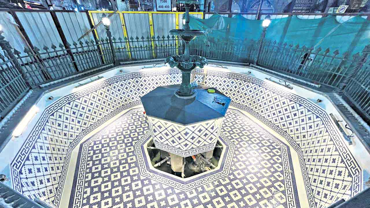 గుల్జార్‌హౌస్ ముగింపు మెరుగులు