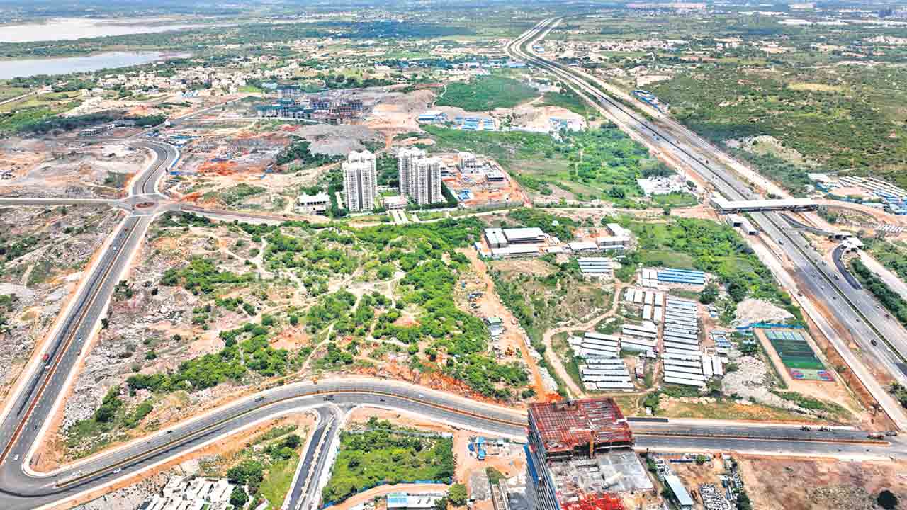 Hyderabad | హాట్‌స్పాట్‌గా మారిన కోకాపేట నియోపొలిస్‌ లేఅవుట్‌.. దాని క్రేజ్ వెనుక రీజన్‌ ఇదీ..