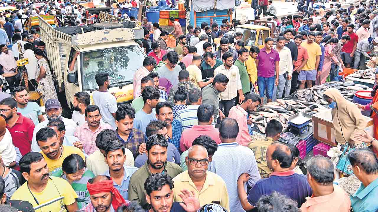 ఒక్కరోజు.. 50 టన్నులు