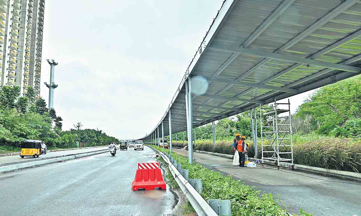 ఓఆర్‌ఆర్‌ సైకిల్‌ ట్రాక్‌పై సోలార్‌ రూఫ్‌ టాప్‌