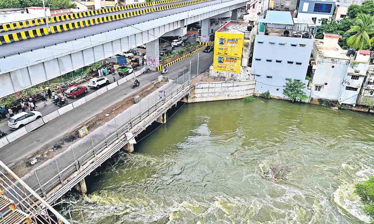 ముంపు తప్పింది