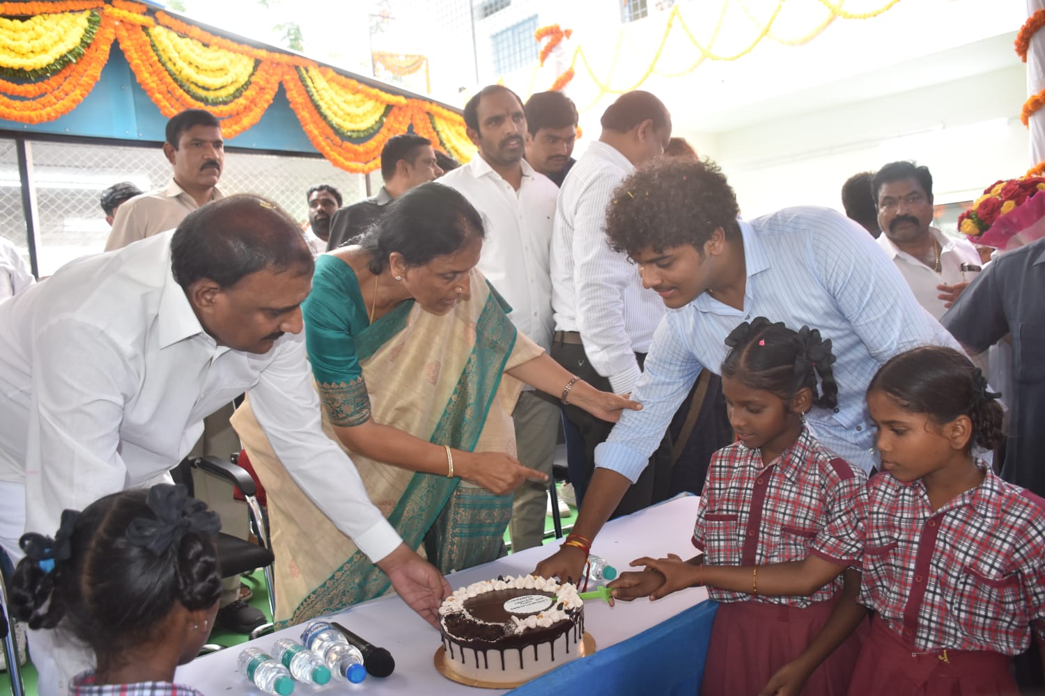 Himanshu Rao Kalvakuntla  Develops Govt School With Rs 1 Crore And Opening Today On His Birthday (15)