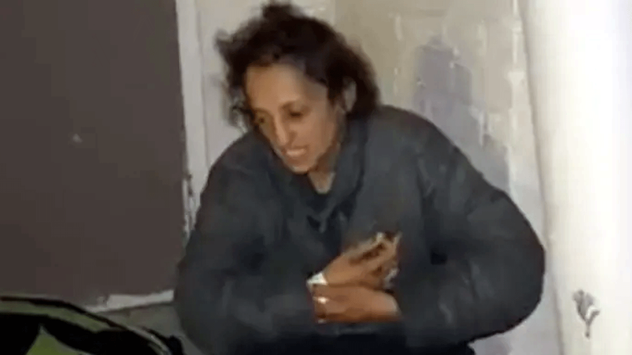 Hyderabad Woman | చికాగో రోడ్లపై ఆకలితో అలమటిస్తున్న హైదరాబాద్ యువతి.. కేంద్ర మంత్రిని సాయం కోరిన యువతి తల్లి