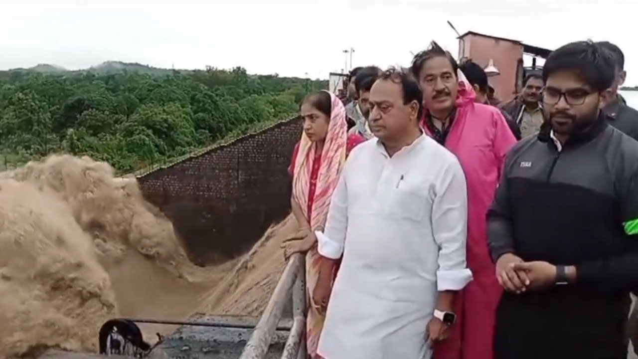 Minister Indrakaran Reddy | కడెం ప్రాజెక్టుపై వదంతులు నమ్మొద్దు: మంత్రి ఇంద్రకరణ్‌ రెడ్డి