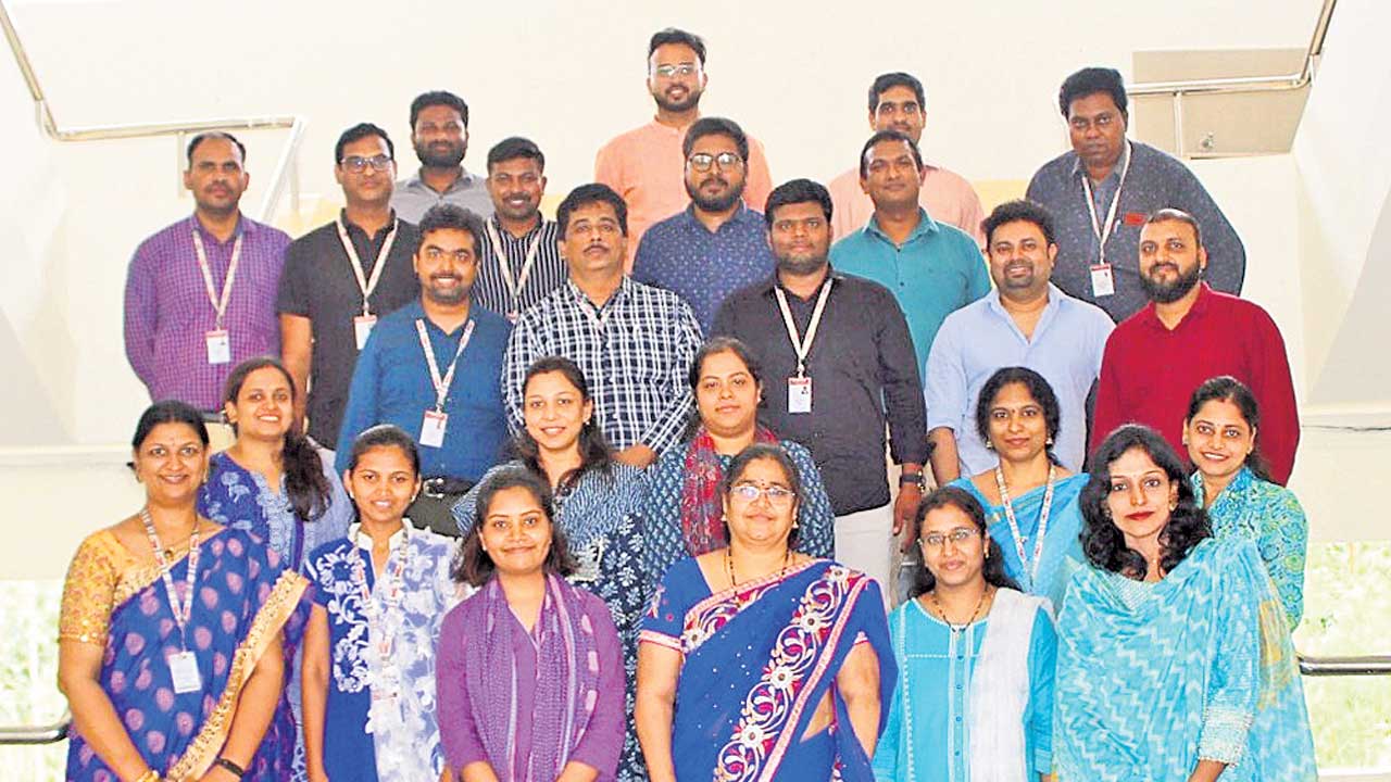 అధ్యాపకులను మరింత శక్తివంతం చేసేందుకు ఏఐ దోహదం