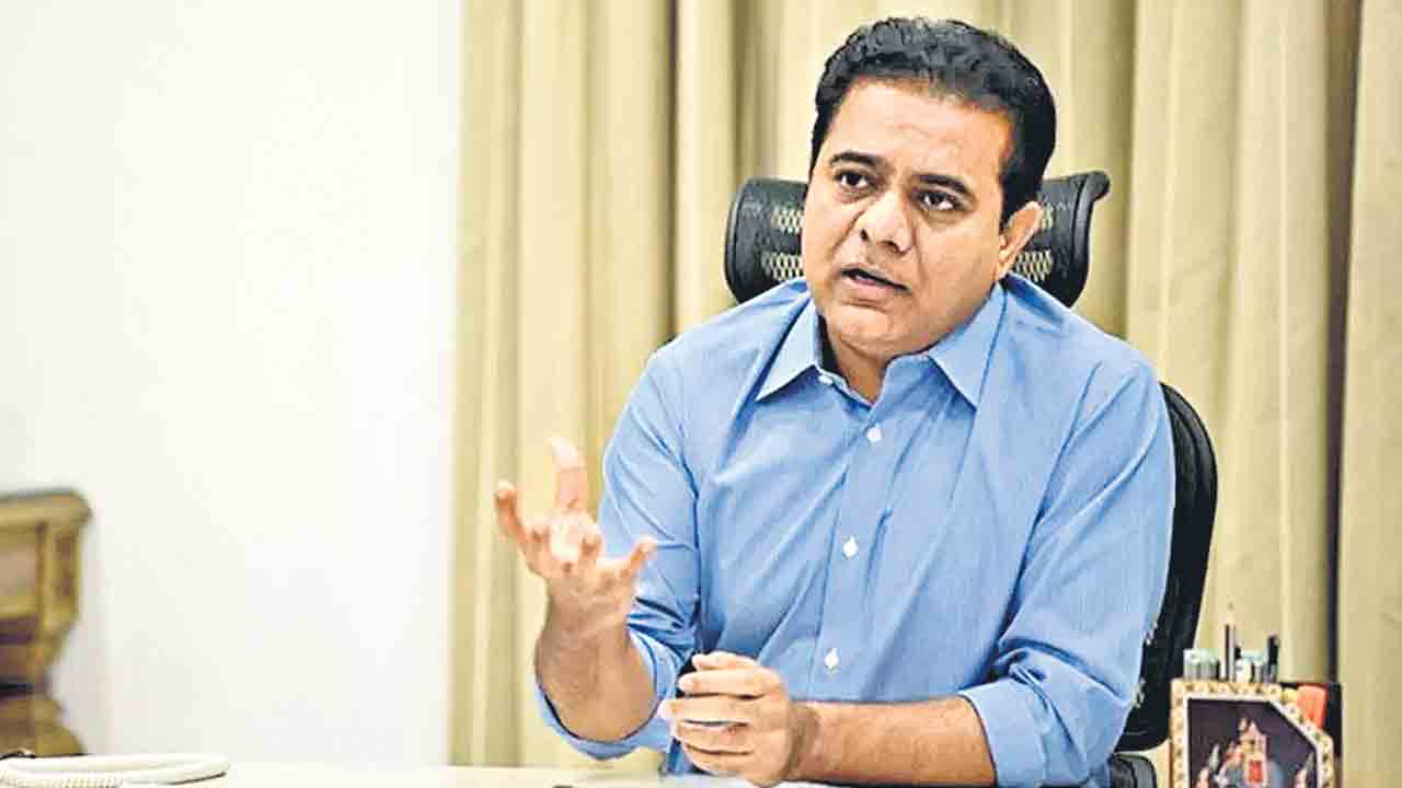 Minister KTR | ముంపు బాధితులను సురక్షిత ప్రాంతాలకు తరలించాలి.. సిరిసిల్ల జిల్లా అధికారులకు కేటీఆర్‌ ఆదేశం