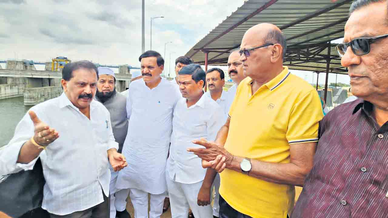 కాళేశ్వరం అద్భుతం.. ‘మహా’నేతల ప్రశంస