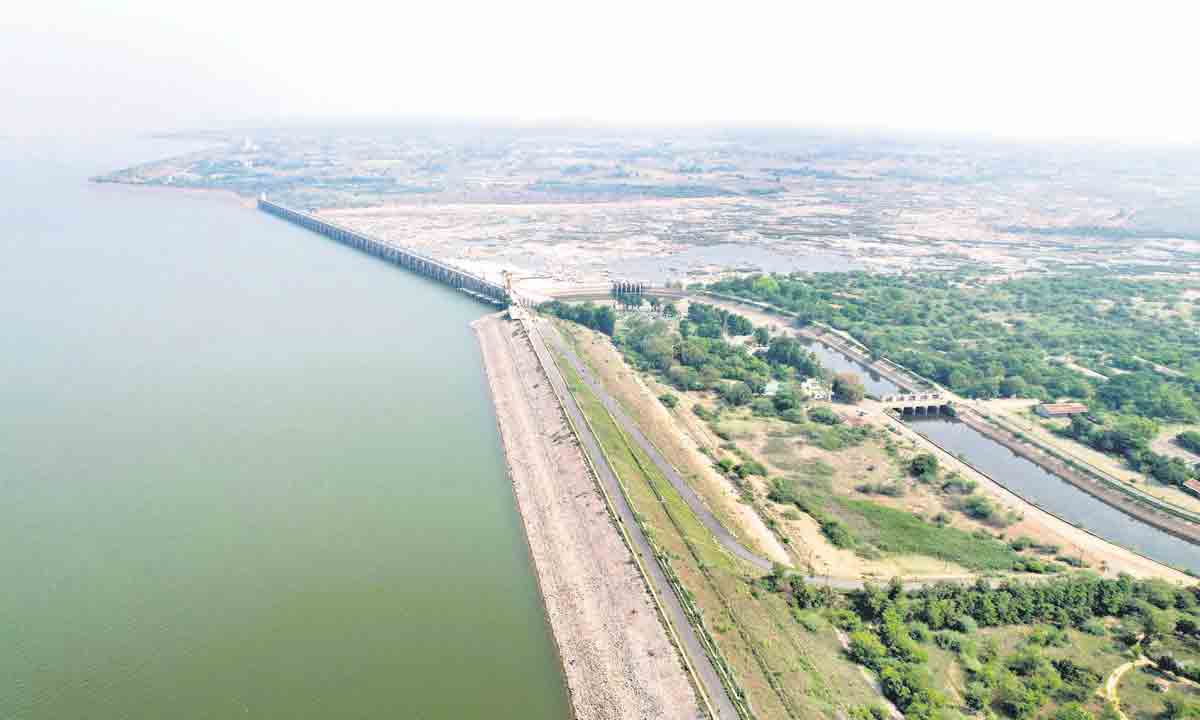 ‘వరదా’యిని