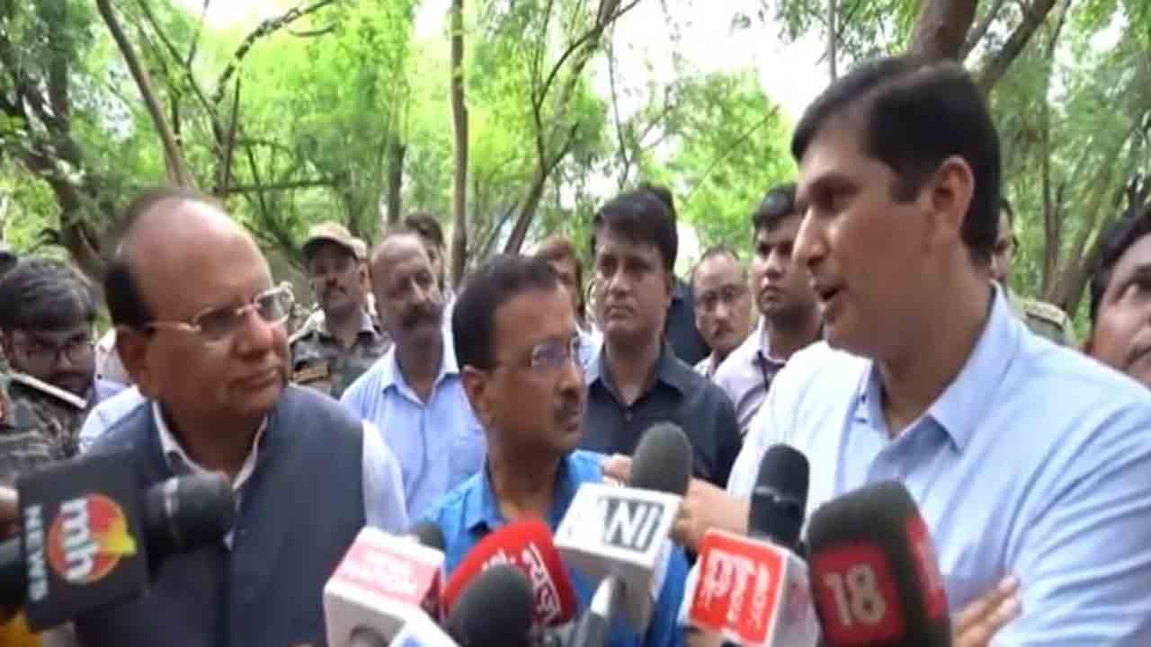 Delhi floods | ఢిల్లీ వరదలపై ఆలస్యంగా స్పందన.. ఎల్జీ, ఆప్‌ మంత్రి మధ్య వాదన