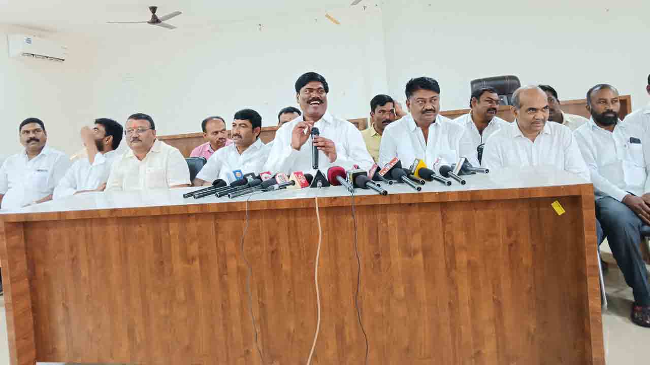 సీఎం కృషి వల్లే మెడికల్‌ కళాశాల