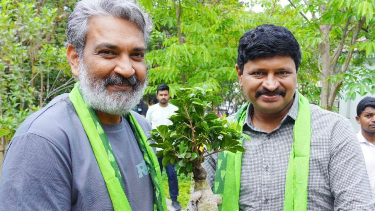 MP Santhosh kumar | కాలుష్యాన్ని పారద్రోలేందుకు వచ్చిన ప్రతీ అవకాశాన్ని వినియోగించుకుంటాం: ఎంపీ సంతోష్ కుమార్‌