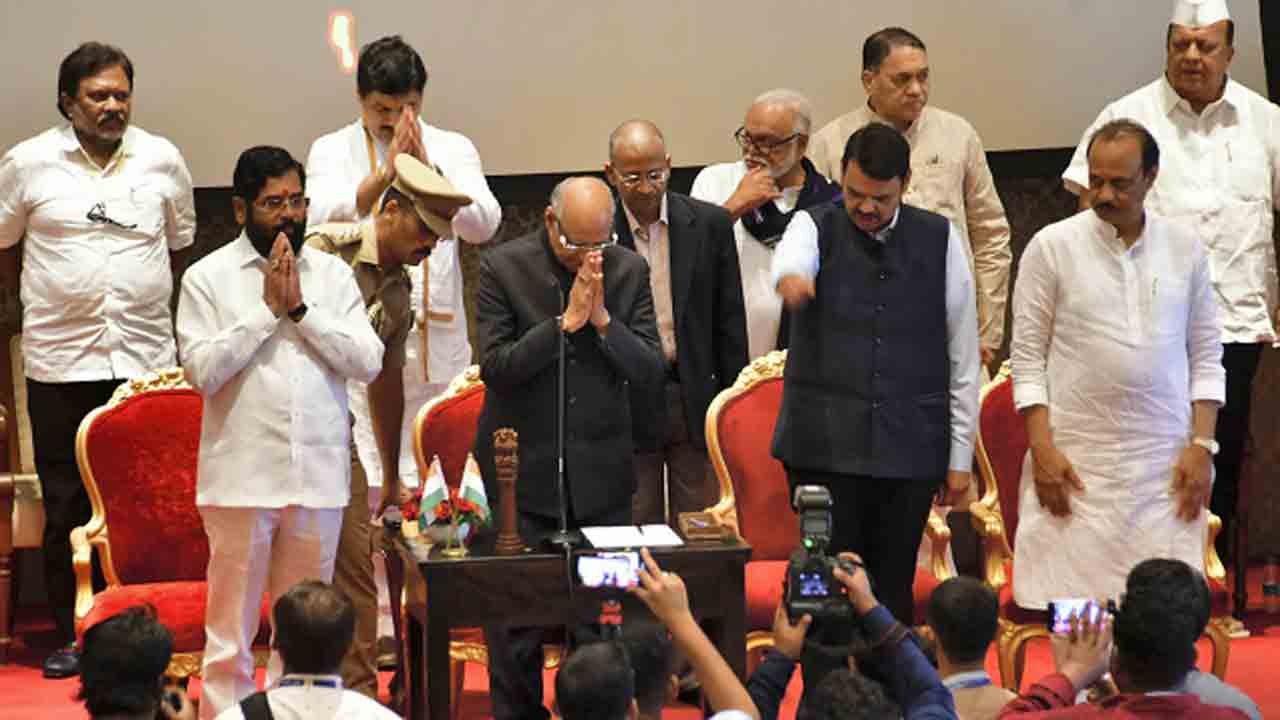 Maharashtra | మహారాష్ట్రలో అరుదైన సంఘటన.. 51 ఏళ్ల తర్వాత ప్రభుత్వానికి 200 మందికిపైగా ఎమ్మెల్యేల మద్దతు