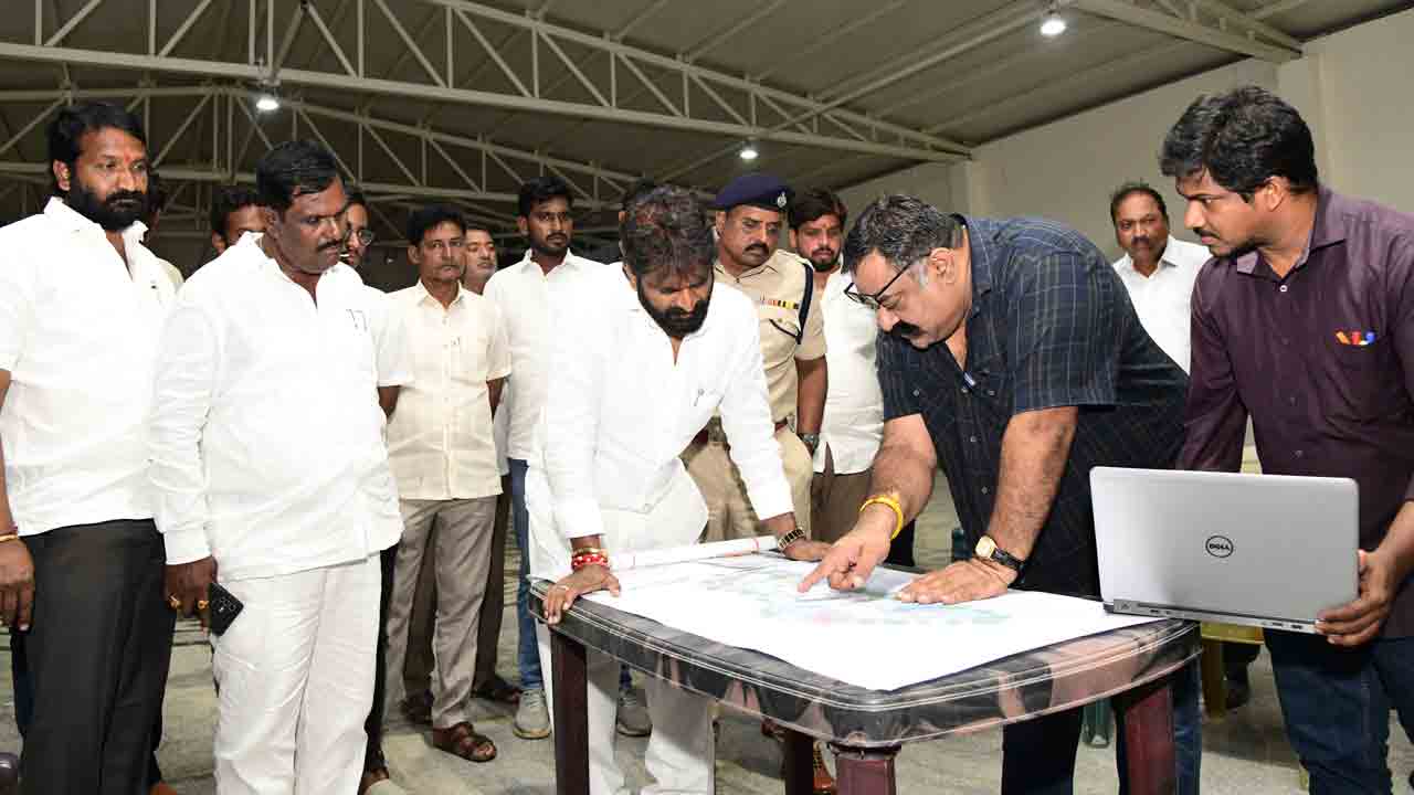 పాలమూరుకు అంతర్జాతీయ హంగులు