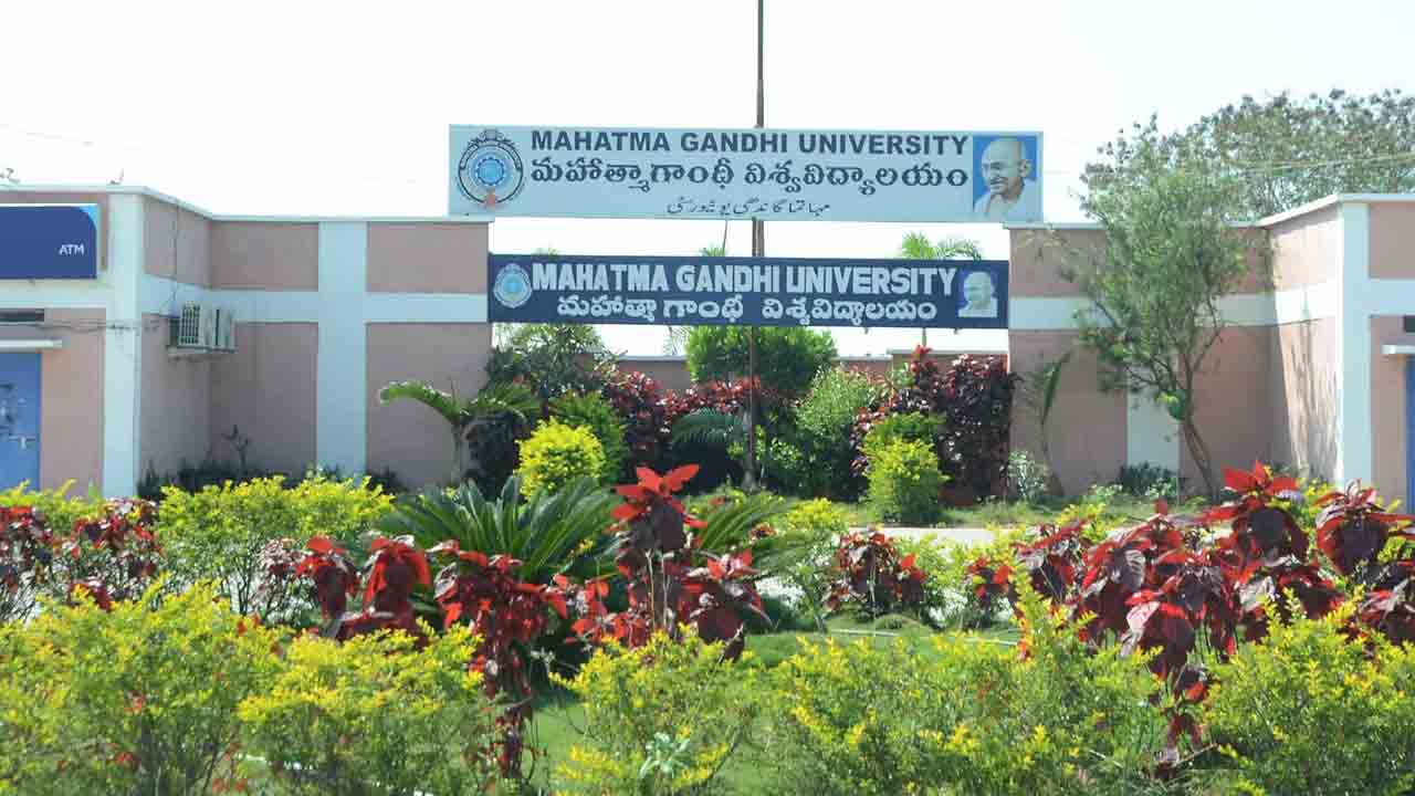 స్నాతకోత్సవానికి ఎంజీయూ సన్నద్ధం