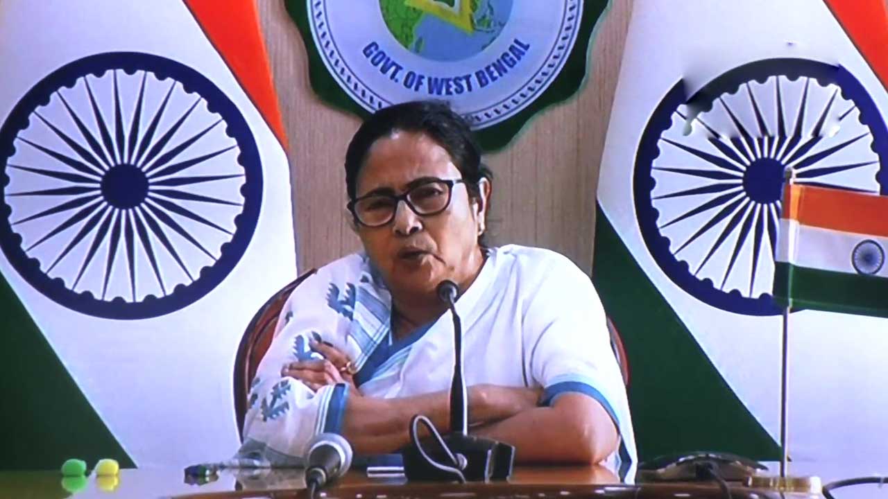 Mamata Banerjee | అవి నిజనిర్ధారణ కమిటీలు కావు.. రెచ్చగొట్టే బీజేపీ కమిటీలు: మమతాబెనర్జి