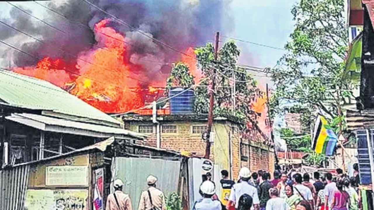 మణిపూర్‌ మంటల రహస్యం