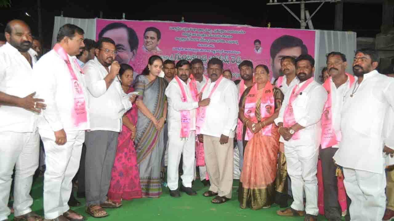 సీఎం కేసీఆర్‌ పాలనలో రాష్ట్రం సుభిక్షం