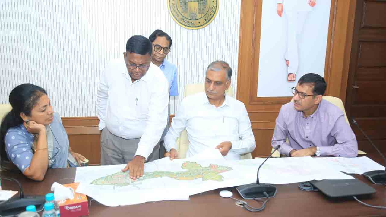 Medical College | యాదాద్రిలో శ్రీ లక్ష్మీనరసింహ స్వామి వైద్య కళాశాల..!