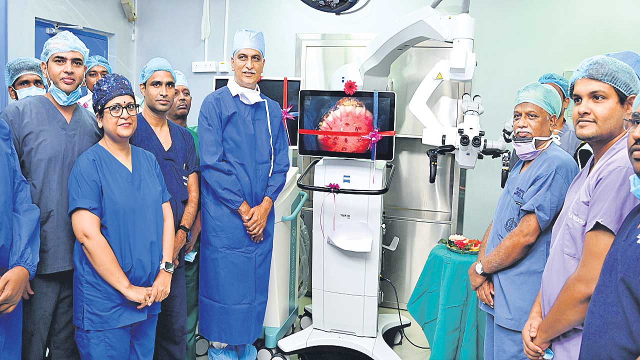 నిమ్స్లో రోబోటిక్ సర్జరీలు