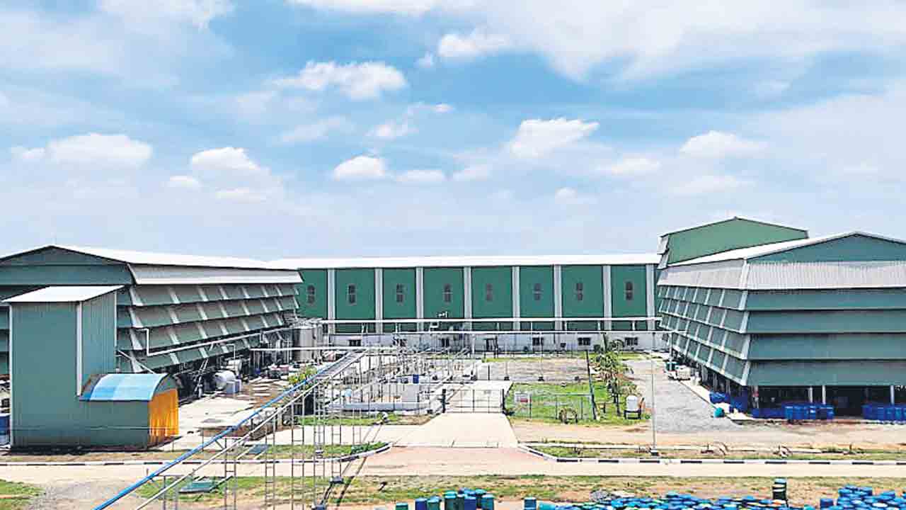 Telangana |  తెలంగాణలో పారిశ్రామిక విప్లవం.. జిల్లా కేంద్రాలకు విస్తరిస్తున్న వ్యవసాయ ఆధారిత పరిశ్రమలు