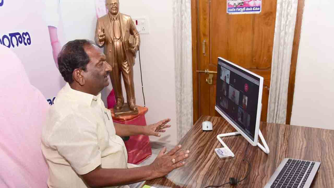 Minister Koppula Eshwar | జిల్లా కలెక్టర్లకే దళితబంధు లబ్ధిదారుల ఎంపిక బాధ్యతలు : మంత్రి కొప్పుల ఈశ్వర్