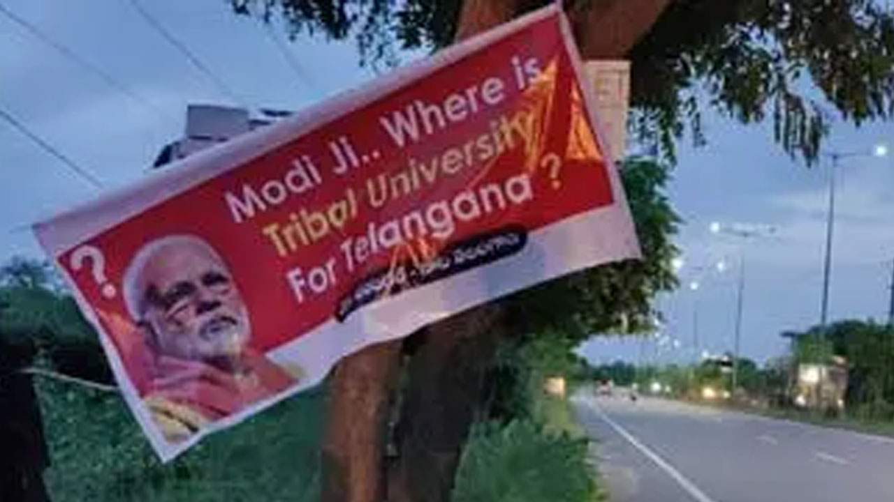 PM Modi | మోదీ పర్యటనను నిరసిస్తూ వరంగల్‌లో వెలసిన ఫ్లెక్సీలు