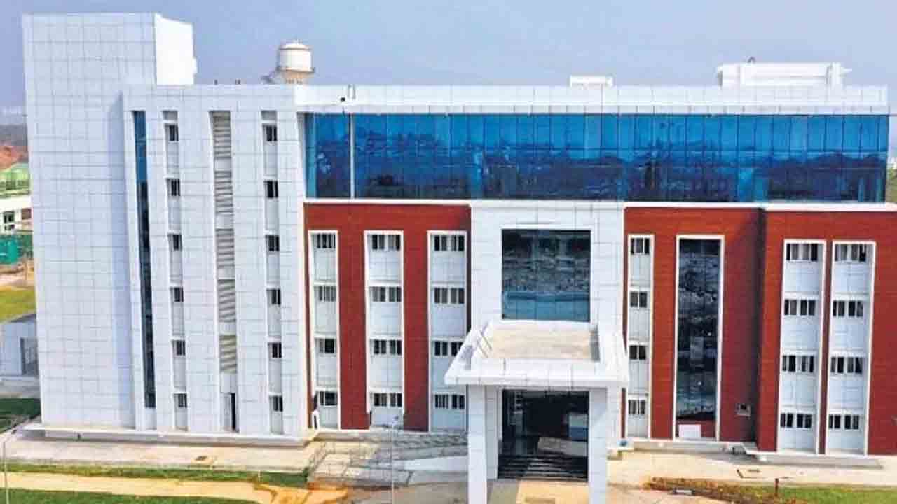 NARFBR Hyd Recruitment | హైదరాబాద్ ఎన్‌ఏఆర్‌ఎఫ్‌బీఆర్‌లో ల్యాబ్ అటెండెంట్ ఖాళీలు