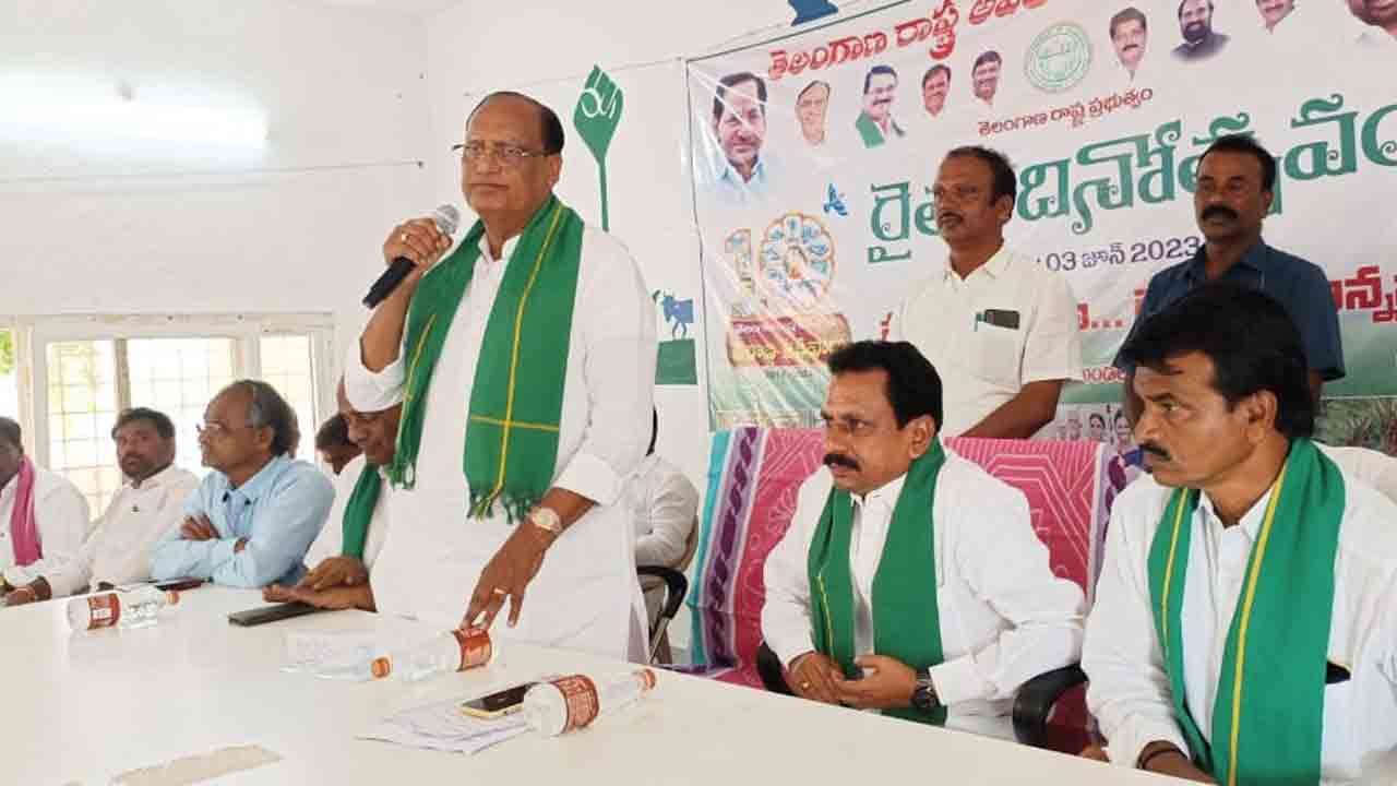 పంటలు ఎండొద్దన్నదే సీఎం కేసీఆర్‌ సిద్ధాంతం