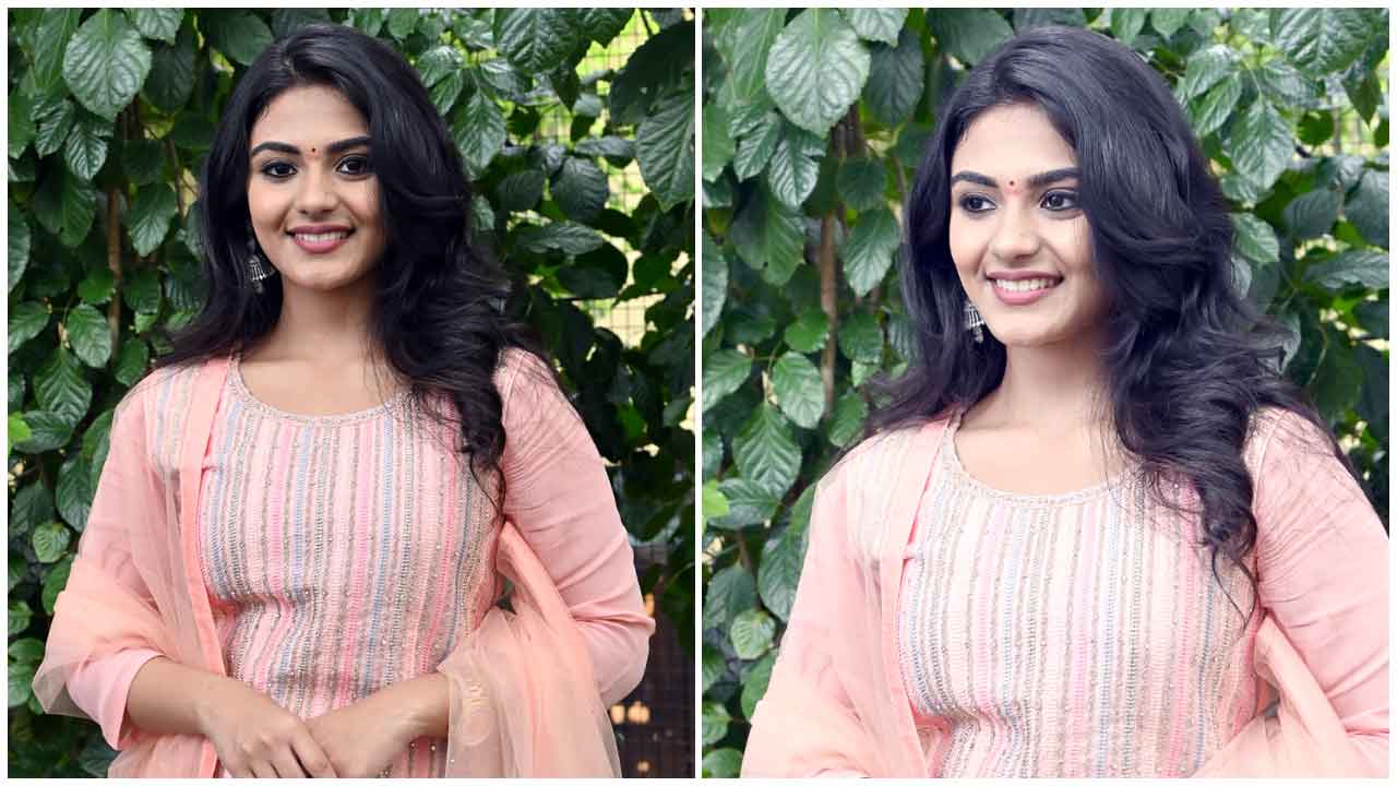 Nayan Sarika | జీఏ 2 పిక్చర్స్ ప్రొడక్షన్ నెం 9 ఓపెనింగ్‌లో నయన్ సారిక..