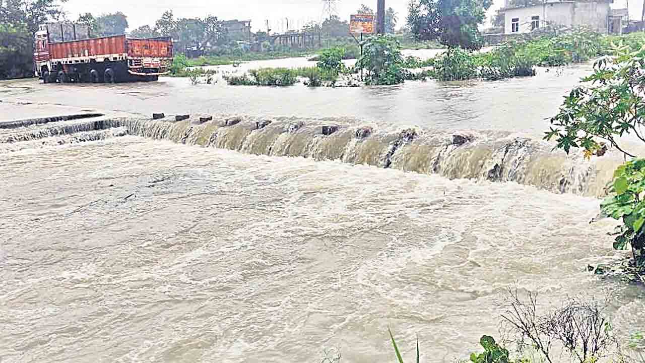 వర్ష బీభత్సం