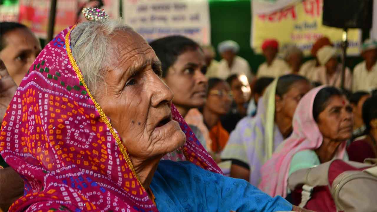 Congress |  రాష్ర్టానికో నీతి.. దగా కాంగ్రెస్ రీతి.. ఆ రాష్ర్టాల్లో రూ.4 వేల పెన్షన్ ఇస్తలేరెందుకు?