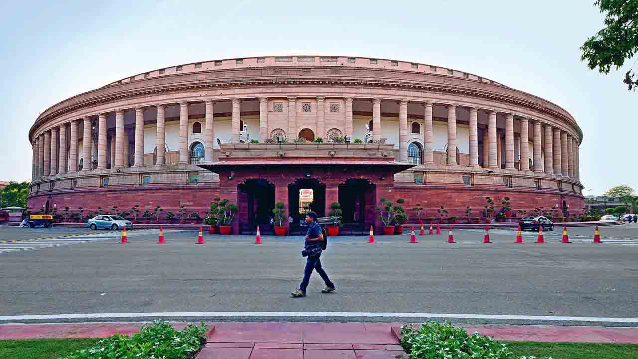 Parliament | ‘అవిశ్వాసం’ అనుమతి తర్వాత బిల్లులు పాస్ చేయడం సరికాదు.. కేంద్రం తీరుపై విపక్షాల అభ్యంతరం