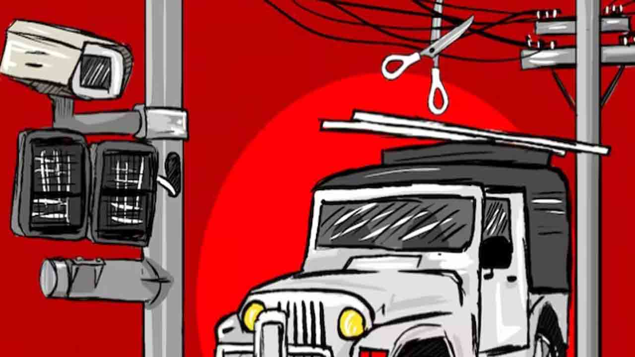 power play | రెండు డిపార్ట్‌మెంట్ల మధ్య పోరు.. ట్రాఫిక్‌ చలాన్లకు ప్రతీకారంగా పవర్‌ కట్‌ చేస్తున్న విద్యుత్‌ బోర్డు