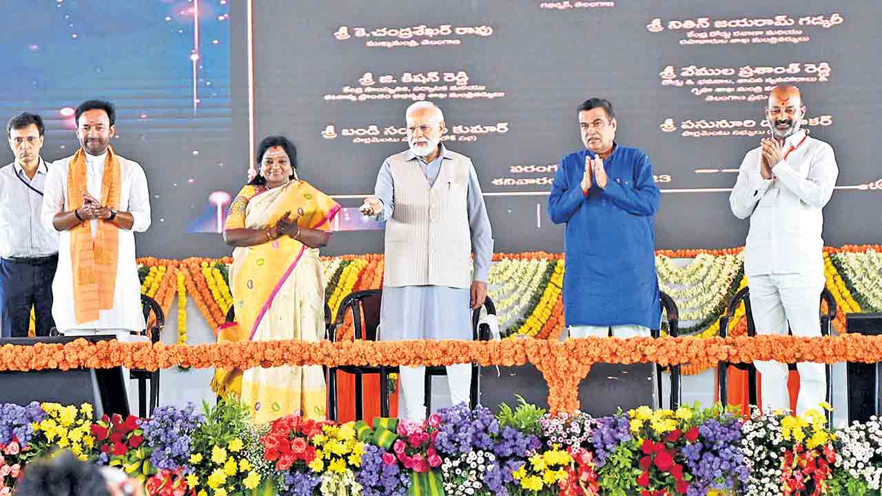 దేశాభివృద్ధిలో తెలంగాణ కీలకపాత్ర