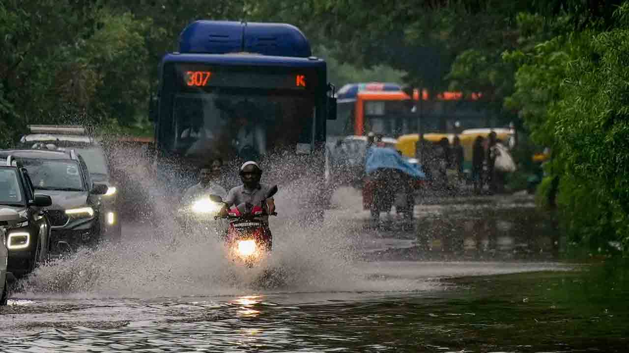మరో రెండు రోజులు మోస్తరు వానలు