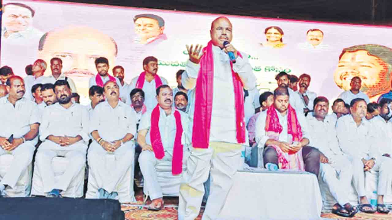 ప్రతిపక్షాలవి పగటి కలలే.. మూడోసారి బీఆర్‌ఎస్‌ హ్యాట్రిక్‌ సాధించడం ఖాయం :  ఎమ్మెల్యే మంచిరెడ్డి కిషన్‌రెడ్డి