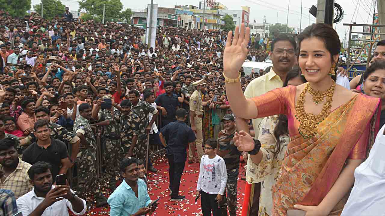 భానుపురిలో మెరుపు తార