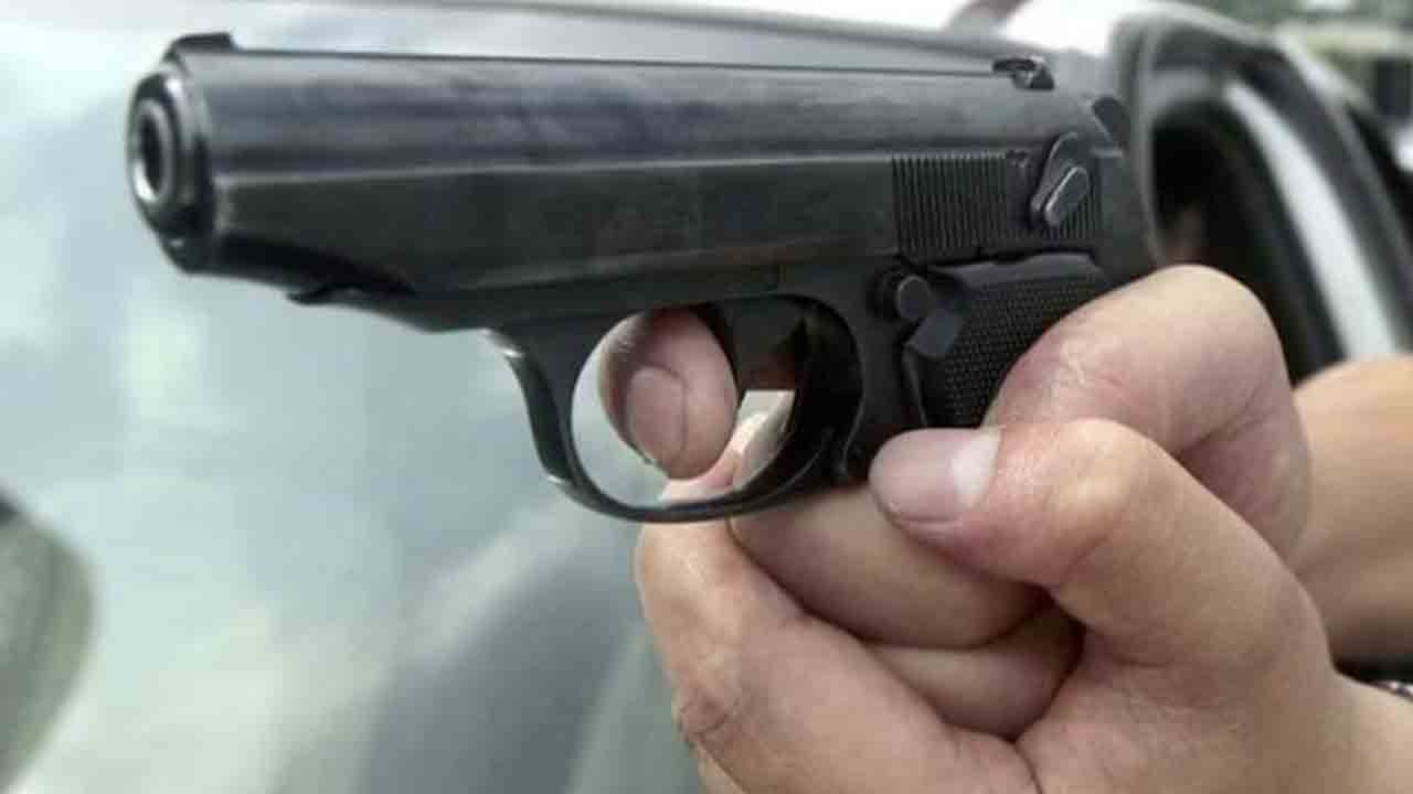 Jammu Kashmir | కశ్మీర్‌లో వలస కార్మికులపై ఉగ్ర పంజా.. ముగ్గురికి గాయాలు.. !