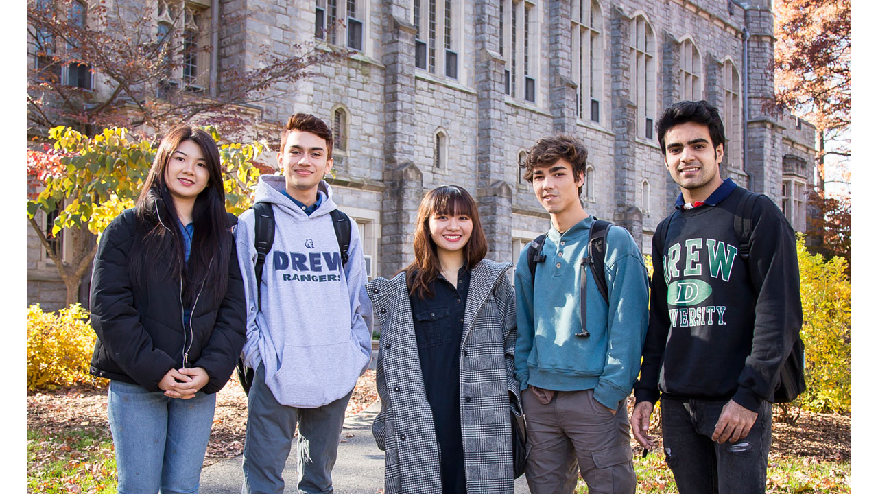 QS Best Student Cities| విద్యార్థులకు ప్రపంచంలో అత్యంత ఉత్తమమైన నగరాలు ఇవే..