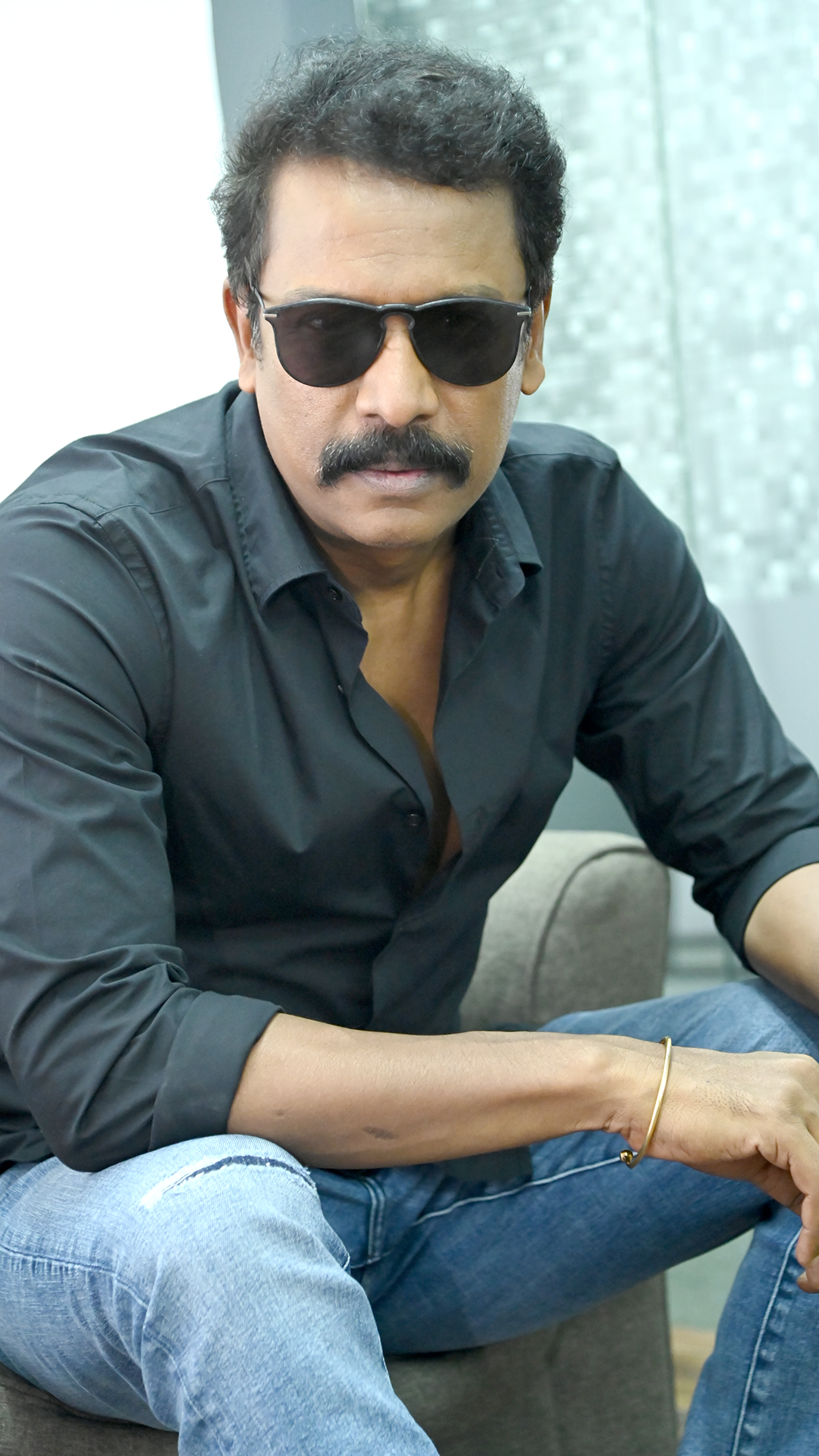 1994లో అసిస్టెంట్‌ డైరెక్టర్‌గా నా ప్రయాణం మొదలైంది. అప్పటి నుంచి నా పని నేను చూసుకుంటూ, జయపజయాలతో సంబంధం లేకుండా ముందుకు సాగుతున్నాను. 