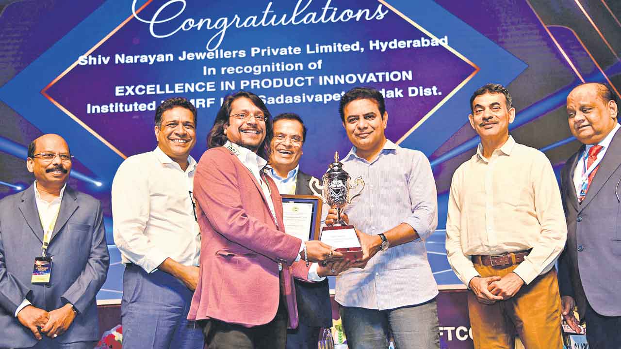 శివ నారాయణ్‌ జ్యువెలర్స్‌కు అవార్డు