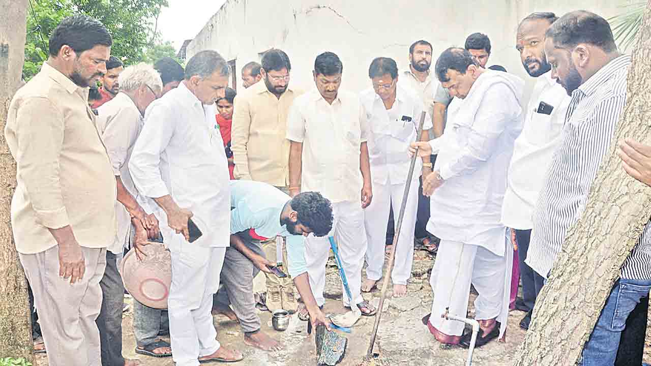 సీఎం సహకారంతోనే.. అభివృద్ధికి పుష్కలంగా నిధులు