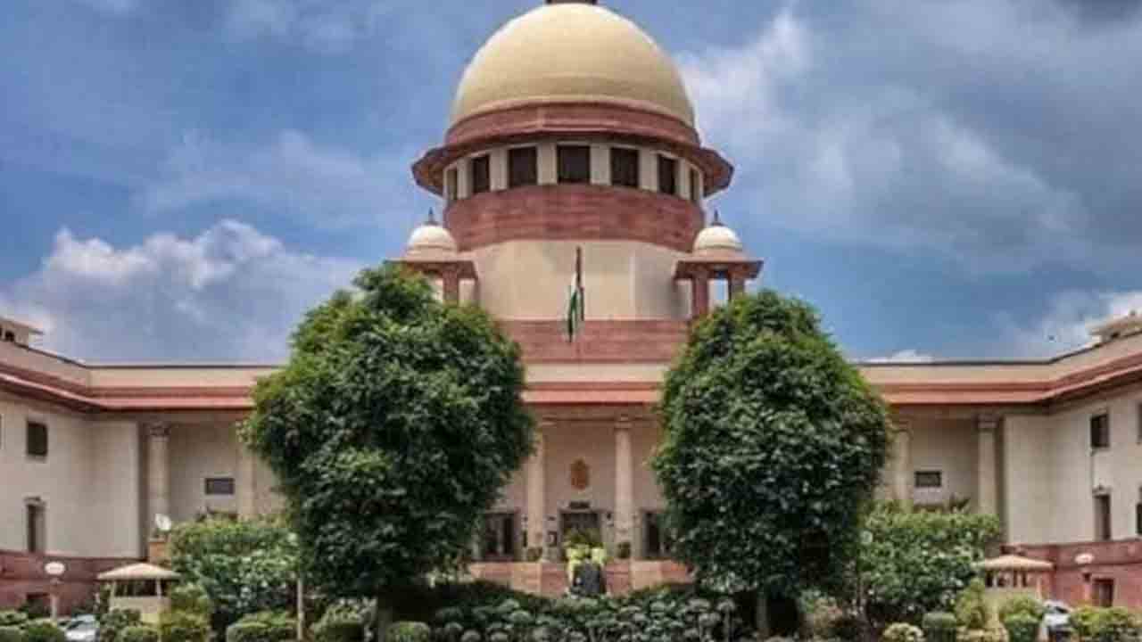 పీడీ చట్టంలో నిందితునికి నిబంధనలే ఆసరా