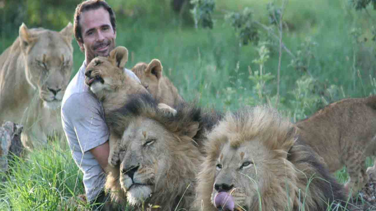 The Lion Whisperer4