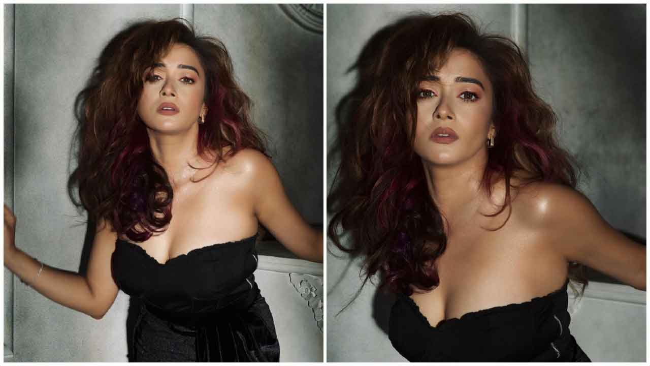 Tina Datta | చిట్టిపొట్టి దుస్తుల్లో కుర్రకారు మనసు దోచేస్తున్న టీనా దత్తా..