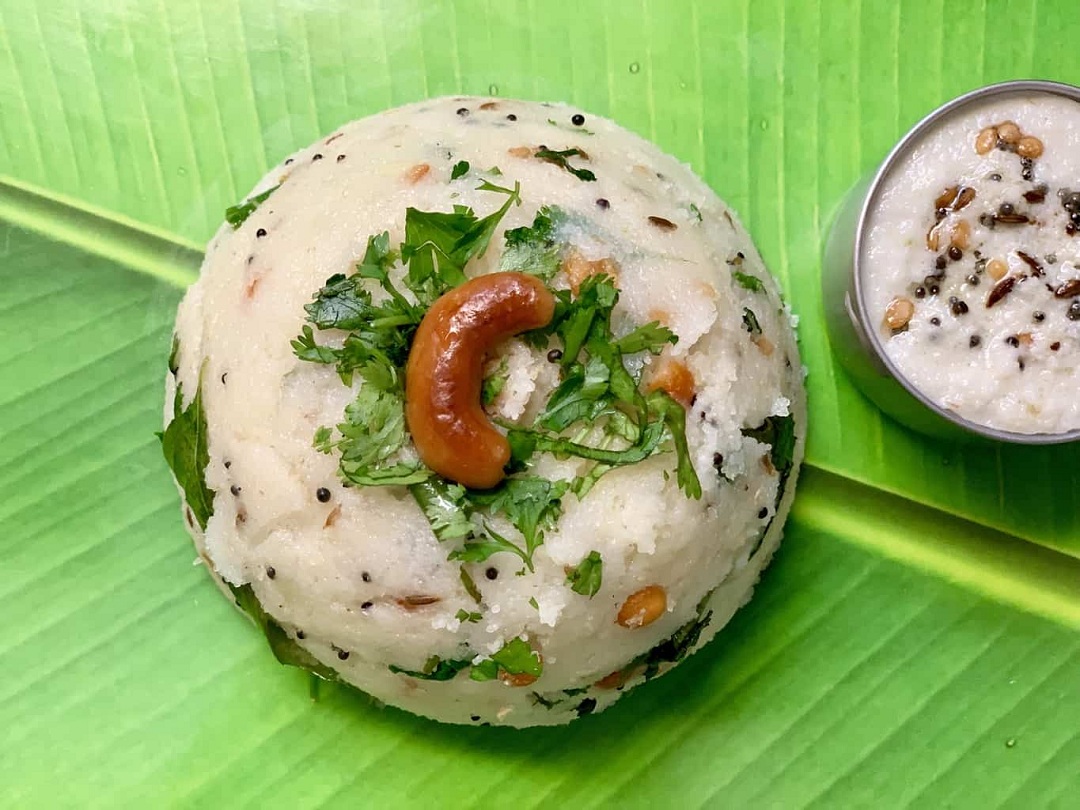 Upma | ఉప్మాను సాధారణంగా రవ్వతో తయారు చేస్తారు. దీనిలో పొటాషియం, కార్బోహైడ్రేట్స్‌ తక్కువగా, ఫైబర్ కంటెంట్ అధికంగా ఉంటుంది. కాబట్టి కిడ్నీల ఆరోగ్యానికి మంచిది. అయితే, తక్కువ నూనెతో తయారు చేసిన ఉప్మాను ఇప్పటికే కిడ్నీ సమస్యలతో బాధపడుతున్న వారికి కూడా ఆహారంగా ఇవ్వవచ్చు. 