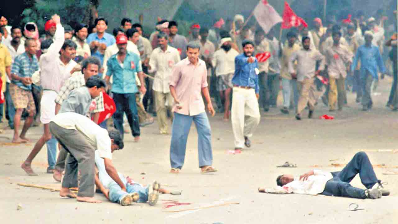 కరెంటు పొలికేక మలిదశకు నాంది